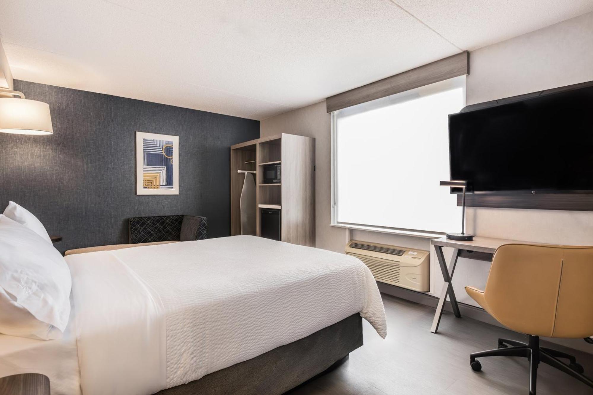 Holiday Inn Express Toronto-North York By Ihg מראה חיצוני תמונה