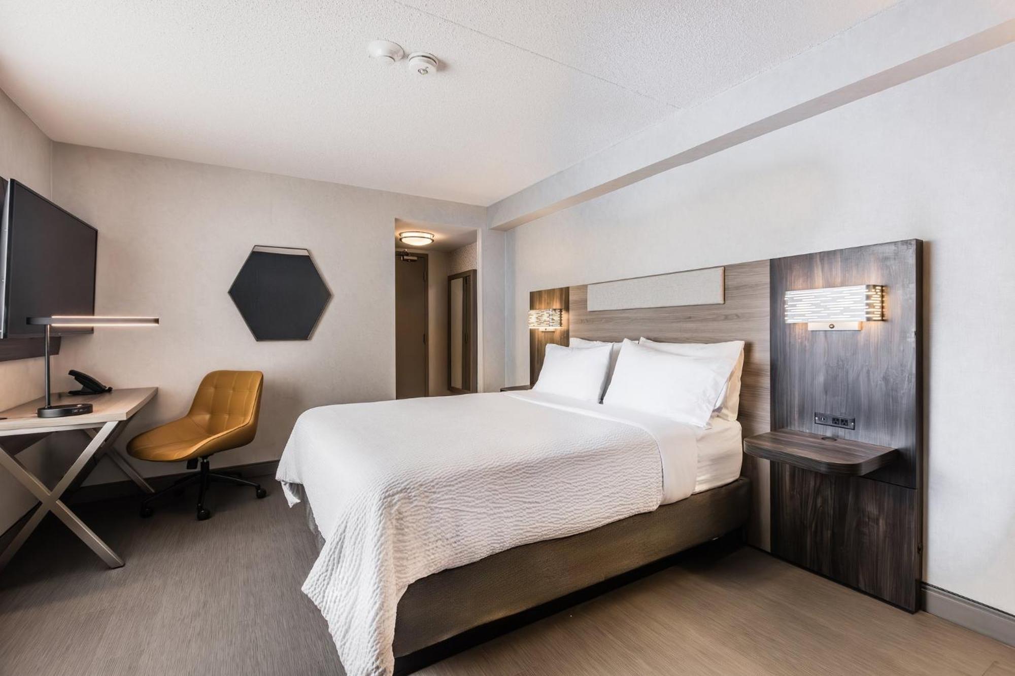 Holiday Inn Express Toronto-North York By Ihg מראה חיצוני תמונה