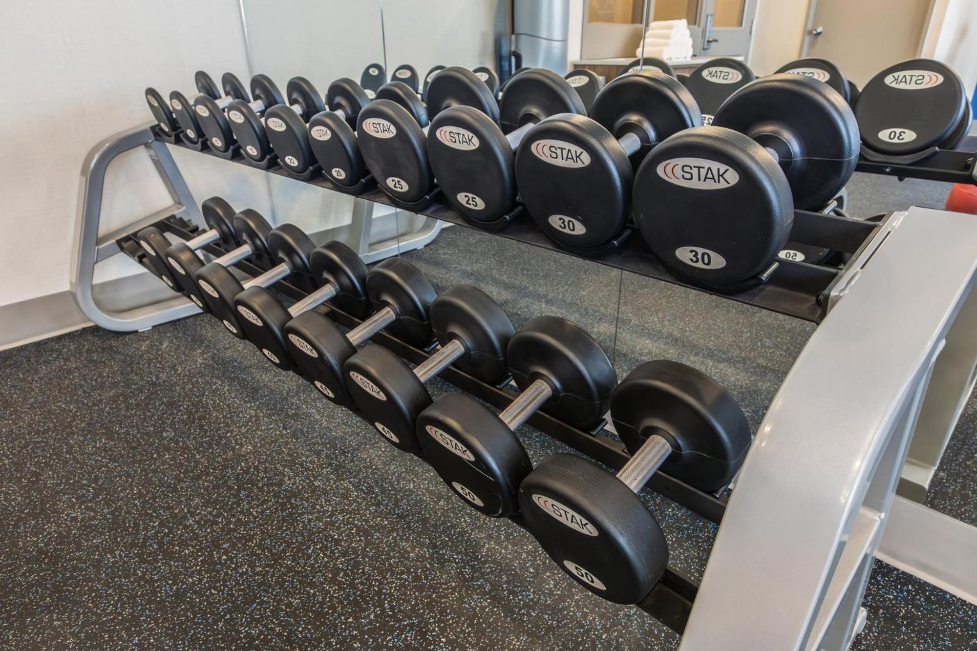 Holiday Inn Express Toronto-North York By Ihg מראה חיצוני תמונה