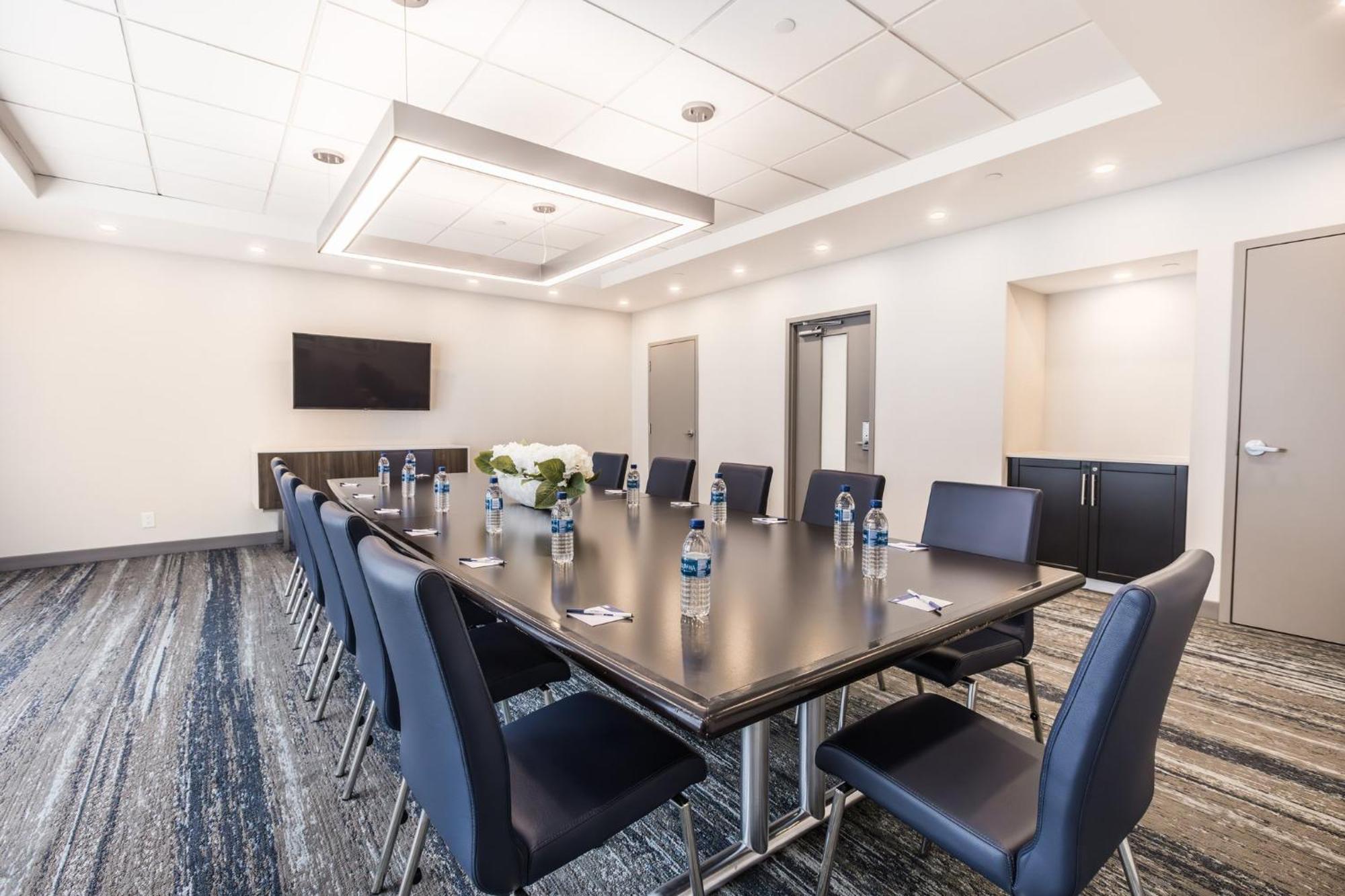 Holiday Inn Express Toronto-North York By Ihg מראה חיצוני תמונה
