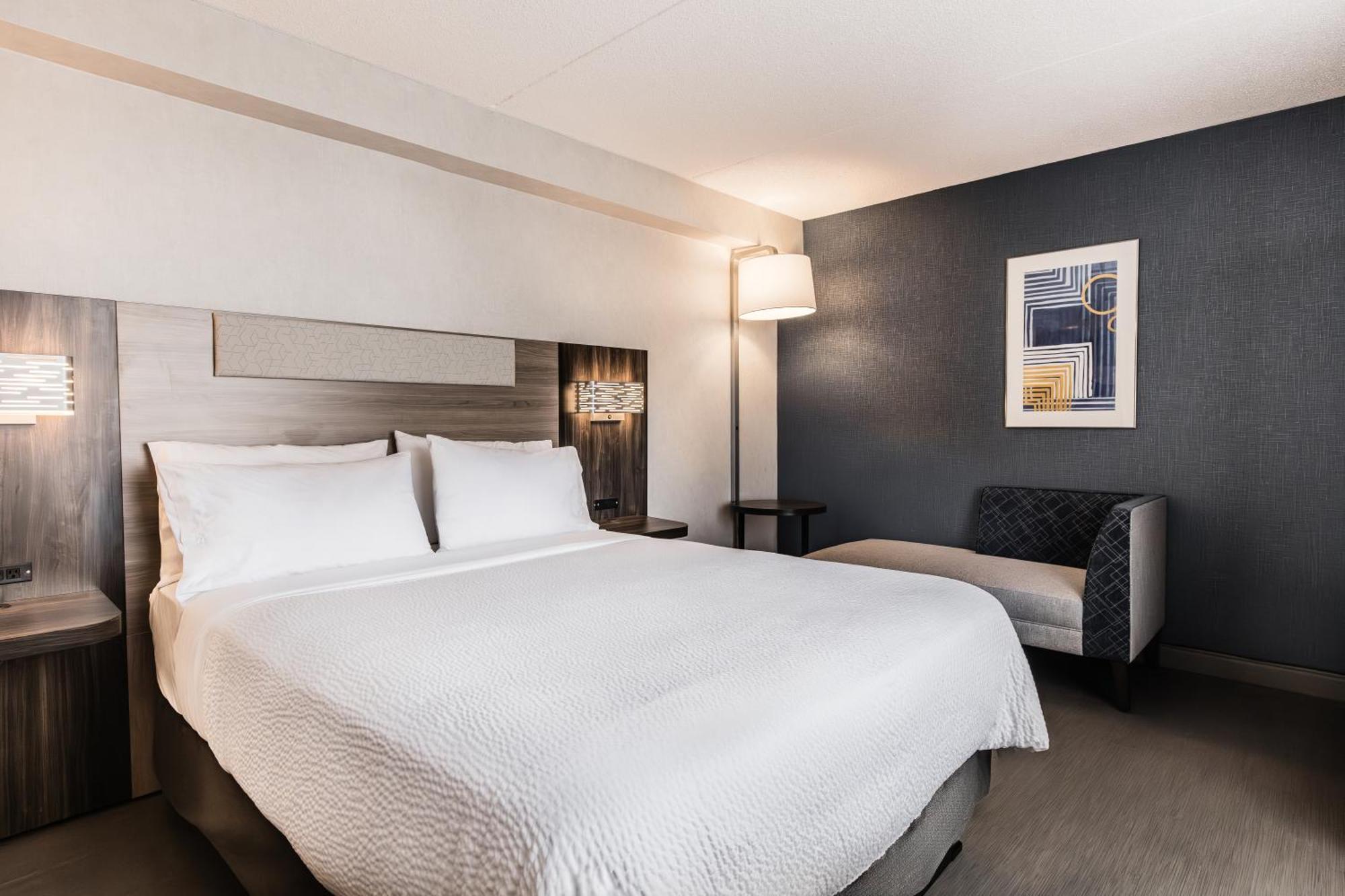 Holiday Inn Express Toronto-North York By Ihg מראה חיצוני תמונה