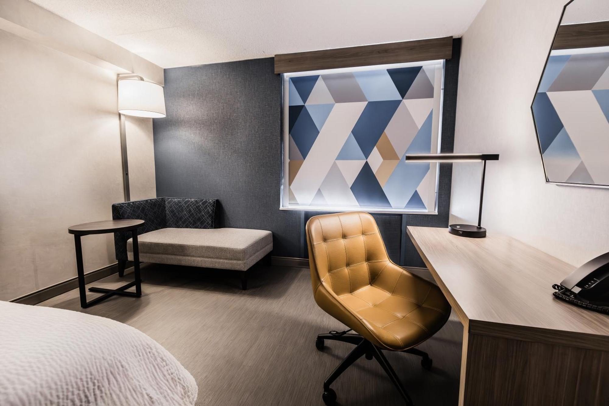 Holiday Inn Express Toronto-North York By Ihg מראה חיצוני תמונה