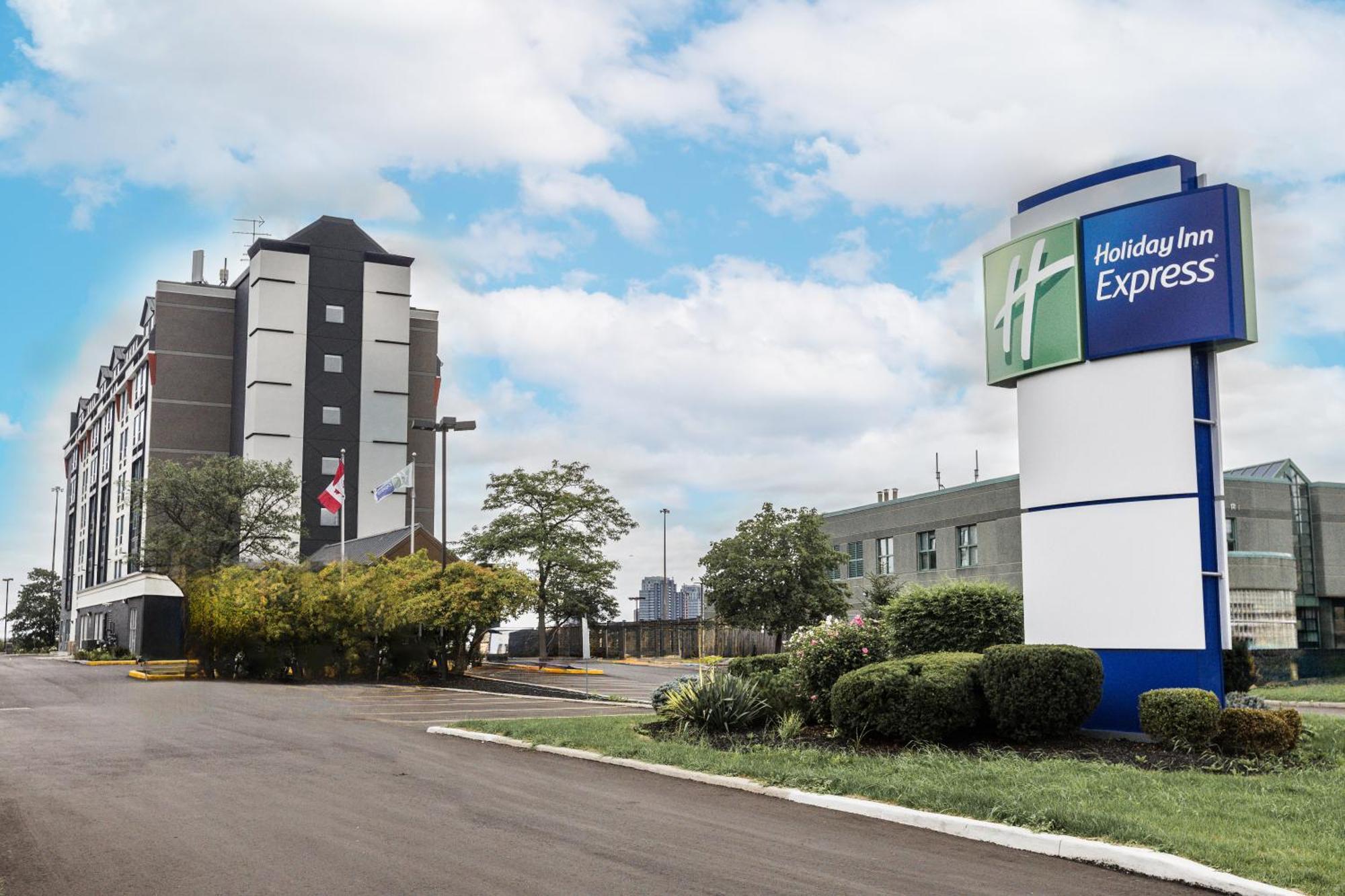 Holiday Inn Express Toronto-North York By Ihg מראה חיצוני תמונה