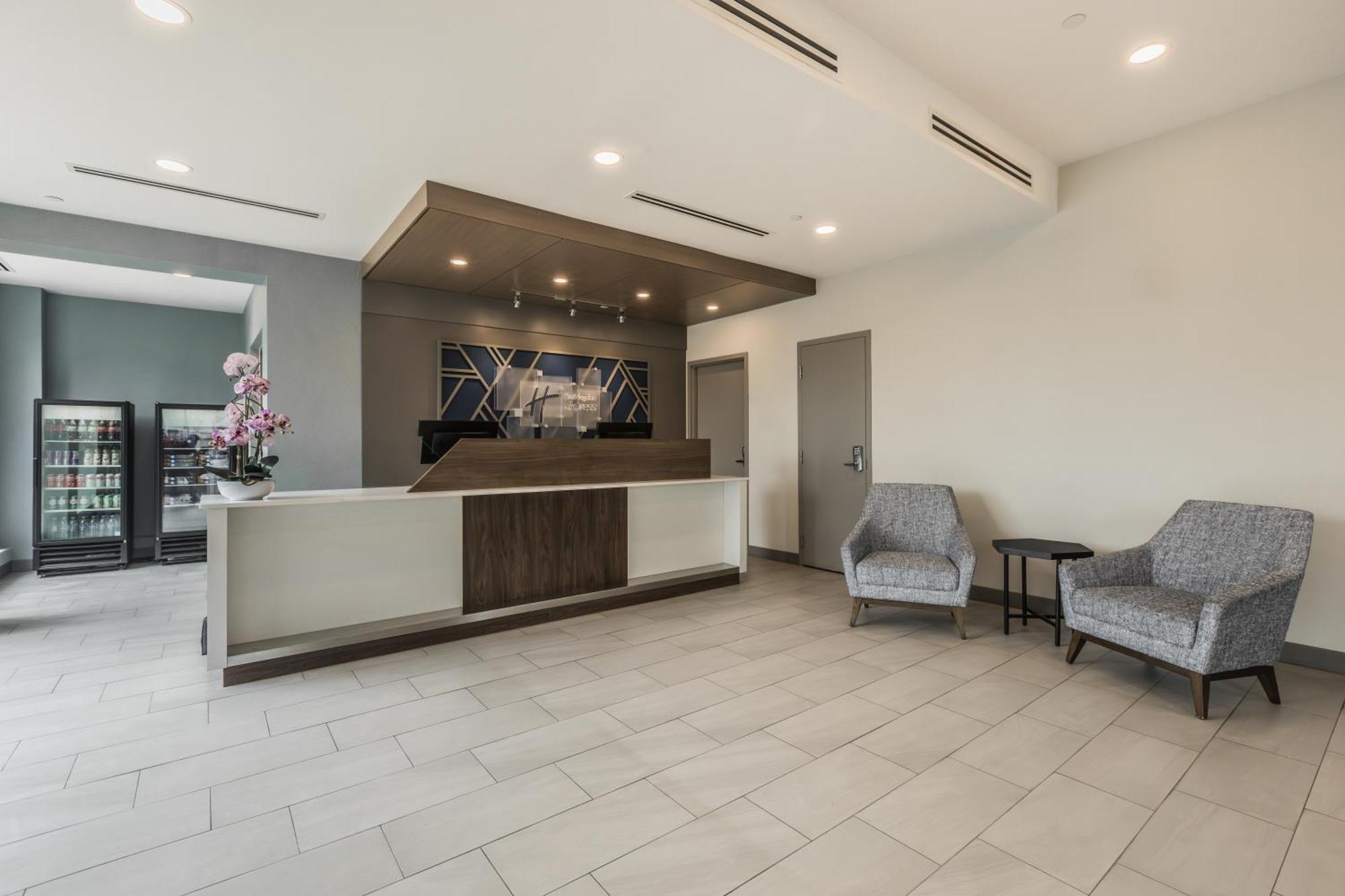 Holiday Inn Express Toronto-North York By Ihg מראה חיצוני תמונה